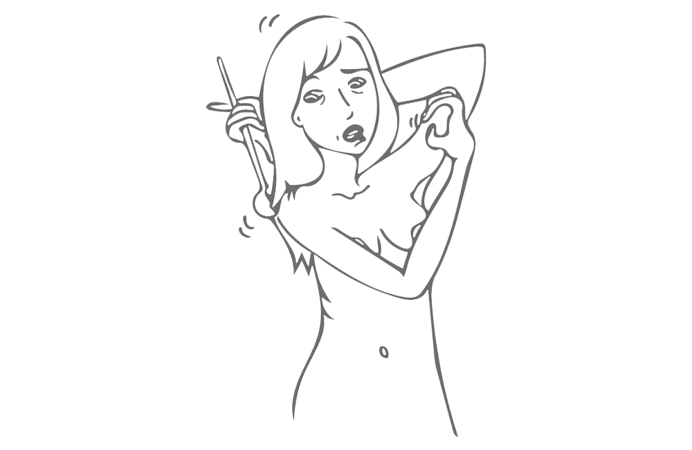 Dame som klør og dusjer hudsykdommer